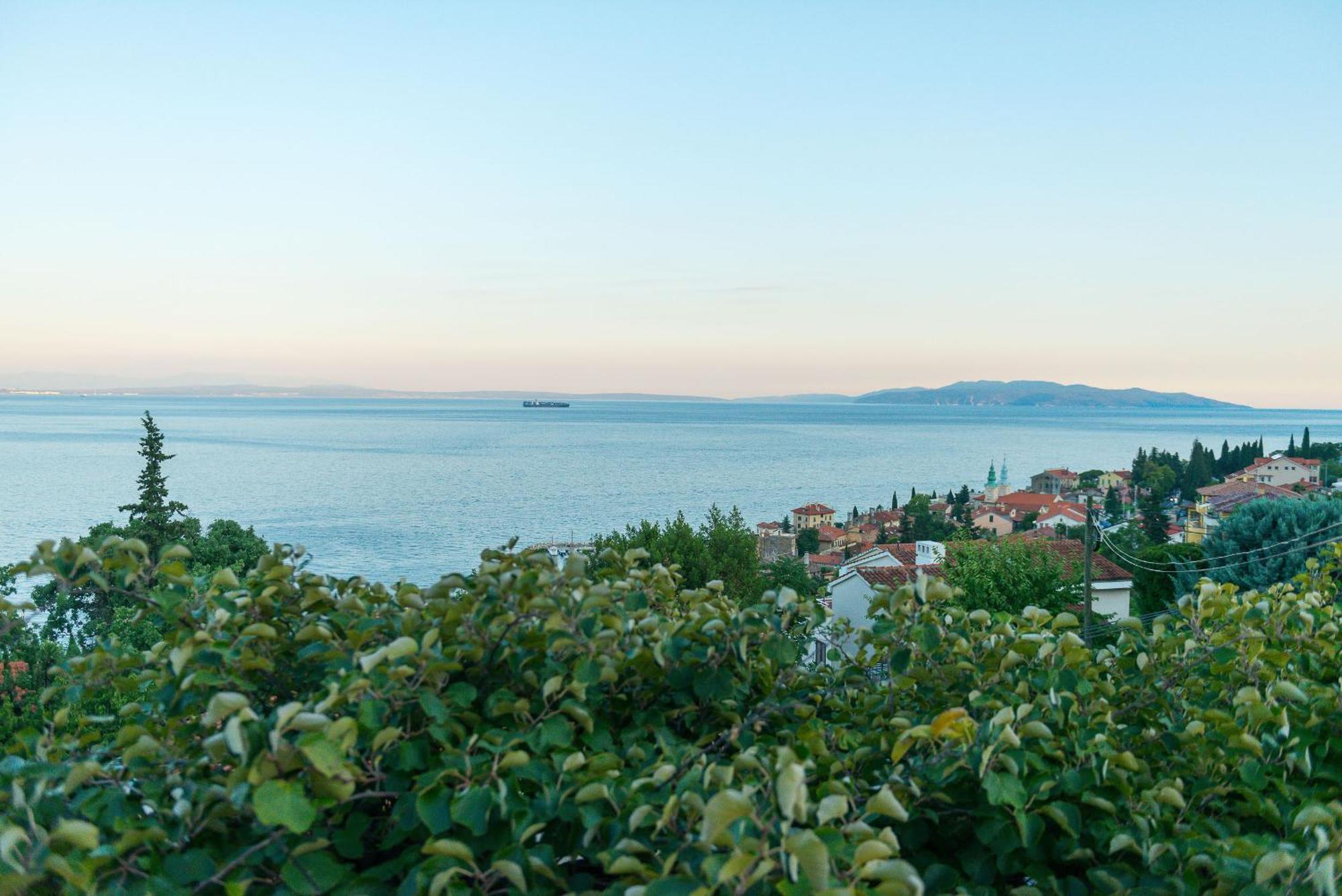 Premium Apartment With Beautiful Sea View, Short Walk To The Sea Abbazia Esterno foto